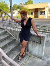 Load image into Gallery viewer, Little Black Dress
